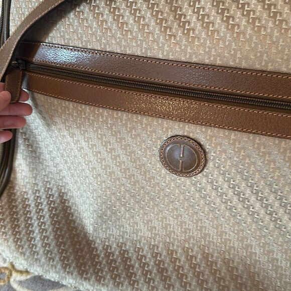 Vintage GUCCI GG Monogram Shoulder Travel Bag AUTHENTIC - Picture 6 of 9